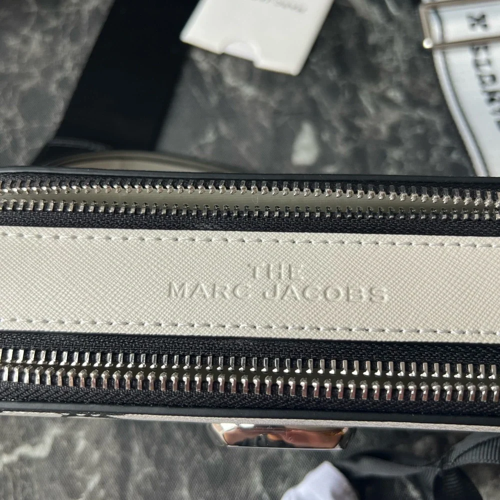 MARC JACOBS snapshot - Picture 12 of 12